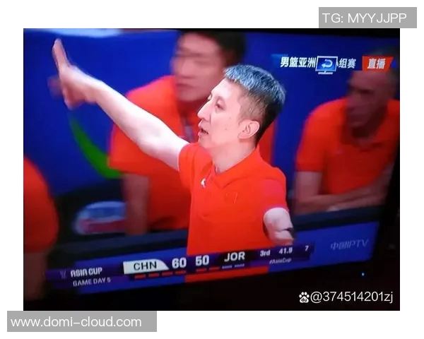 伊朗男篮与中华台北蓝队激战正酣谁能在亚洲赛场上笑到最后