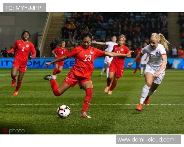 加拿大女足对决喀麦隆女足精彩赛事回顾与分析 加拿大女足对决喀麦隆女足精彩赛事回顾与分析