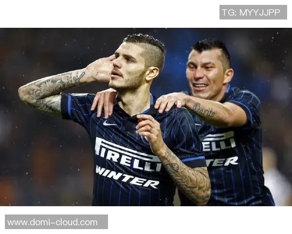 拉齐奥与国际米兰的对决中罗纳尔多的传奇表现与影响力分析 拉齐奥与国际米兰的对决中罗纳尔多的传奇表现与影响力分析