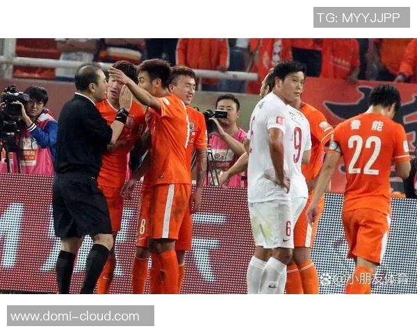 爱尔兰与乌拉圭精彩对决结果揭晓球迷热议比赛亮点与表现