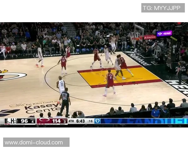 06年骑士与热火经典对决全场录像回放重温篮球激情时刻