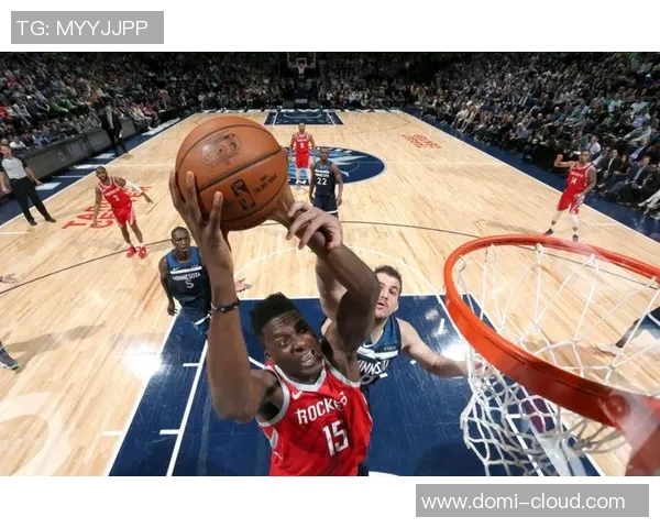 朱俊龙的奋斗历程与未来展望：从普通少年到篮球新星的成长之路